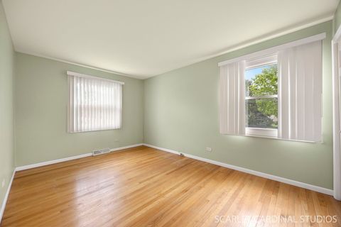 Tiny photo for 940 S Villa Avenue, Villa Park, IL 60181 (MLS # 12621427)