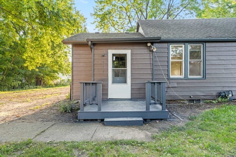 Tiny photo for 614 N Douglas Street, Gilman, IL 60938 (MLS # 12758148)