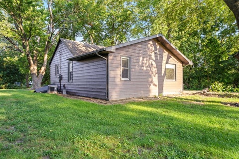 Tiny photo for 614 N Douglas Street, Gilman, IL 60938 (MLS # 12758148)