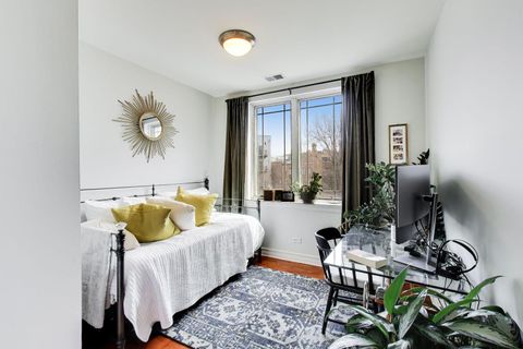 Tiny photo for 1514 W Thomas Street #3C, Chicago, IL 60642 (MLS # 12635456)