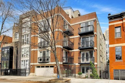 Photo of 1514 W Thomas Street #3C, Chicago, IL 60642 (MLS # 12635456)