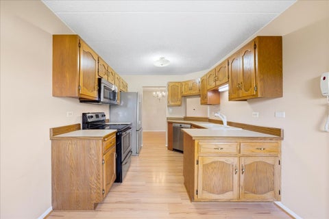 Tiny photo for 9810 Mill Drive W #E1, Palos Park, IL 60464 (MLS # 12769697)