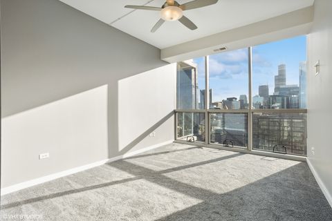 Tiny photo for 303 W OHIO Street #3206, Chicago, IL 60654 (MLS # 12490085)