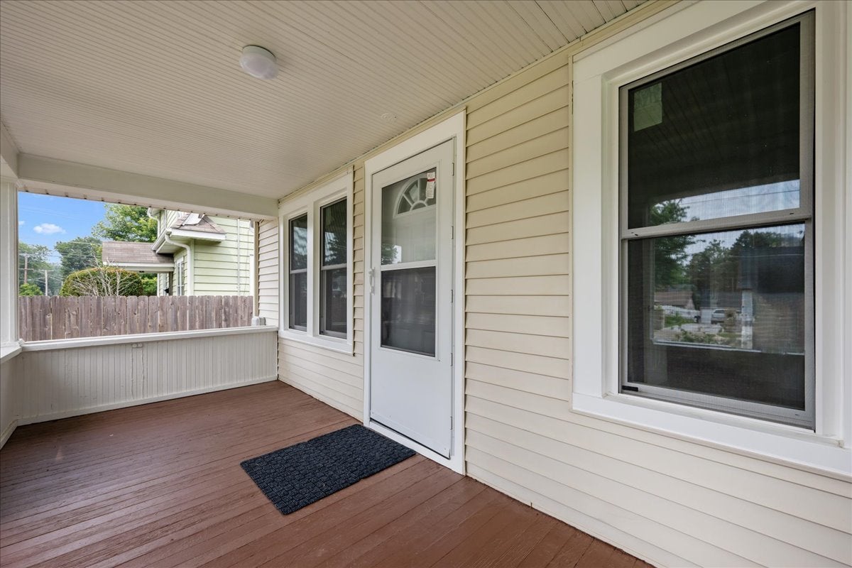 1006 S 4th Street