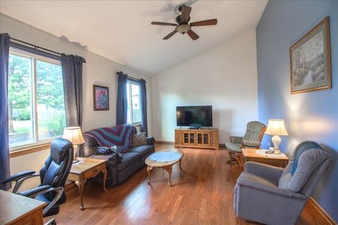 Tiny photo for 2903 Clearview Court, Joliet, IL 60436 (MLS # 12443799)