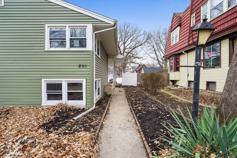 Photo of 851 S Greenwood Avenue, Kankakee, IL 60901 (MLS # 12543904)