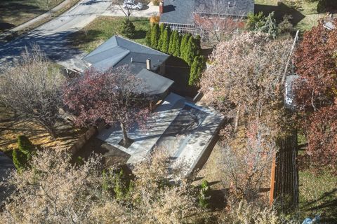 Tiny photo for 204 Parkview Drive, Bloomington, IL 61701 (MLS # 12525702)