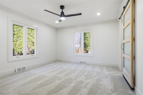 Tiny photo for 204 Parkview Drive, Bloomington, IL 61701 (MLS # 12525702)