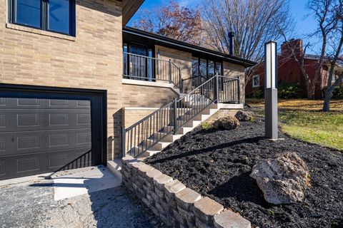 Tiny photo for 204 Parkview Drive, Bloomington, IL 61701 (MLS # 12525702)