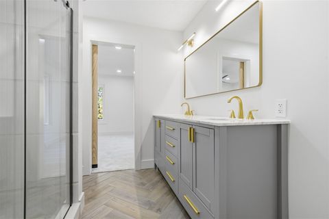 Tiny photo for 204 Parkview Drive, Bloomington, IL 61701 (MLS # 12525702)