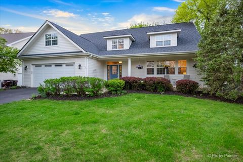 Tiny photo for 524 Tower Place, Fox River Grove, IL 60021 (MLS # 12633524)