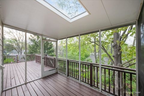 Tiny photo for 524 Tower Place, Fox River Grove, IL 60021 (MLS # 12633524)