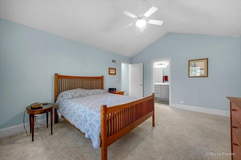 Tiny photo for 524 Tower Place, Fox River Grove, IL 60021 (MLS # 12633524)