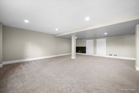 Tiny photo for 524 Tower Place, Fox River Grove, IL 60021 (MLS # 12633524)