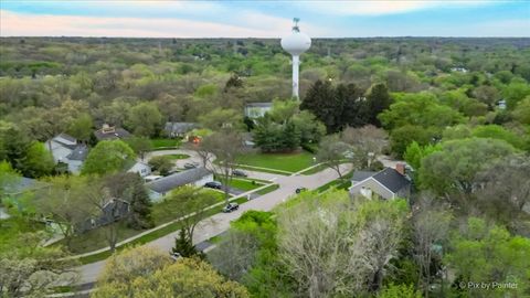 Tiny photo for 524 Tower Place, Fox River Grove, IL 60021 (MLS # 12633524)