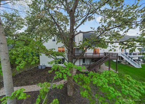 Tiny photo for 524 Tower Place, Fox River Grove, IL 60021 (MLS # 12633524)