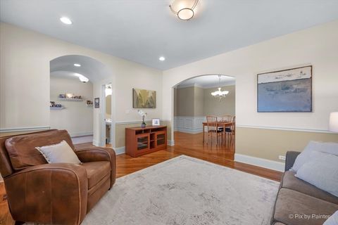 Tiny photo for 524 Tower Place, Fox River Grove, IL 60021 (MLS # 12633524)