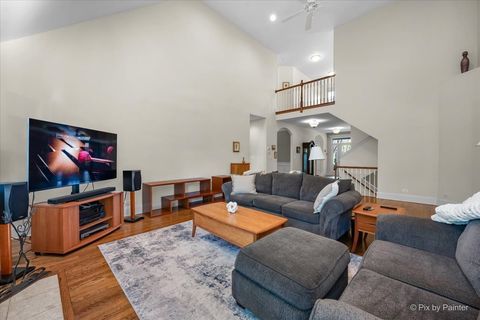 Tiny photo for 524 Tower Place, Fox River Grove, IL 60021 (MLS # 12633524)