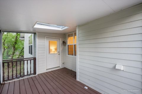 Tiny photo for 524 Tower Place, Fox River Grove, IL 60021 (MLS # 12633524)