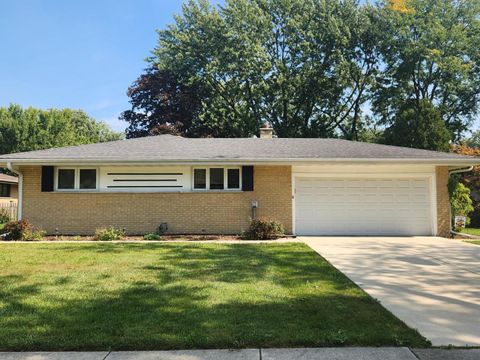 211 N Stevenson Lane Mount Prospect IL 60056
