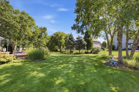 Tiny photo for 441 N Sycamore Lane, North Aurora, IL 60542 (MLS # 12713434)