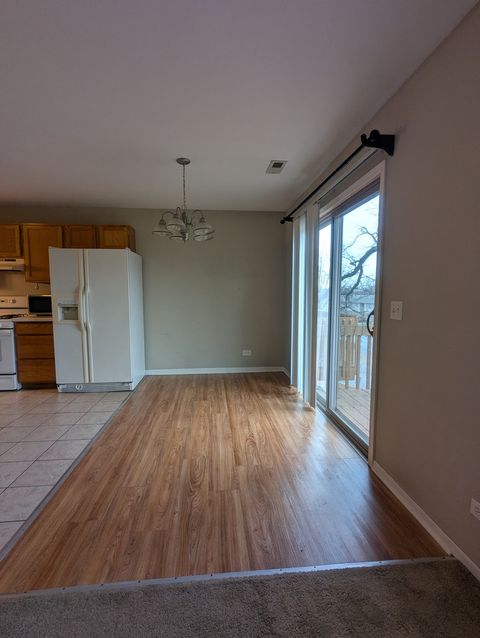 Tiny photo for 300 WOODRIDGE Circle #C, South Elgin, IL 60177 (MLS # 12524219)