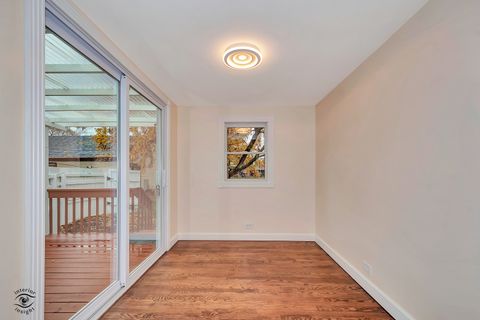 Tiny photo for 748 73rd Court, Willowbrook, IL 60527 (MLS # 12653482)