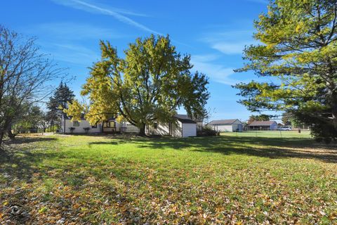 Tiny photo for 748 73rd Court, Willowbrook, IL 60527 (MLS # 12653482)