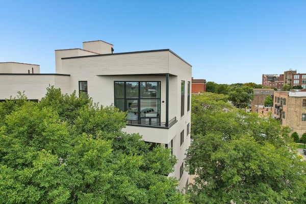 1656 N BOSWORTH AVE # PH-4N, CHICAGO, IL 60642 - Image f62ecf3c5d462ff1bf38acca22aef80e/1471241929