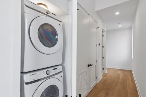 Tiny photo for 1656 N BOSWORTH Avenue #PH-4N, Chicago, IL 60642 (MLS # 12793684)