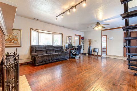Tiny photo for 2010 S 16th Avenue, Broadview, IL 60155 (MLS # 12433419)