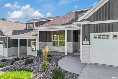 Photo of 1360 Heights Court, Bettendorf, IA 52722 (MLS # QC4266200)