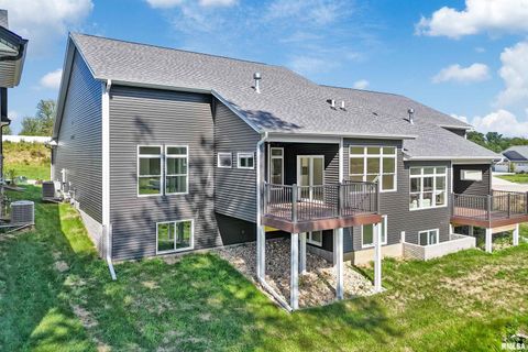 Tiny photo for 1360 Heights Court, Bettendorf, IA 52722 (MLS # QC4266200)