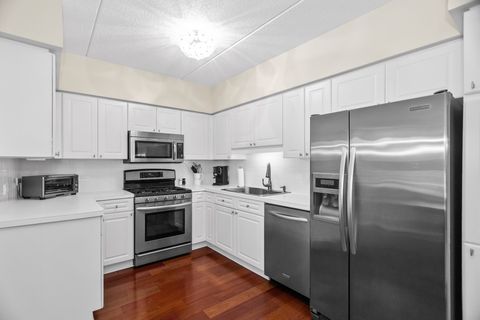 Tiny photo for 9200 E Prairie Road #209, Evanston, IL 60203 (MLS # 12600567)