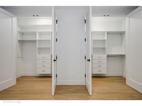 Tiny photo for 1124 W Addison Street #1, Chicago, IL 60613 (MLS # 12588825)