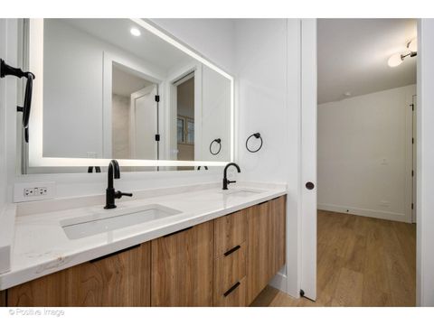 Tiny photo for 1124 W Addison Street #1, Chicago, IL 60613 (MLS # 12588825)