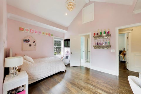 Tiny photo for 440 Sunset Drive, Wilmette, IL 60091 (MLS # 12731713)