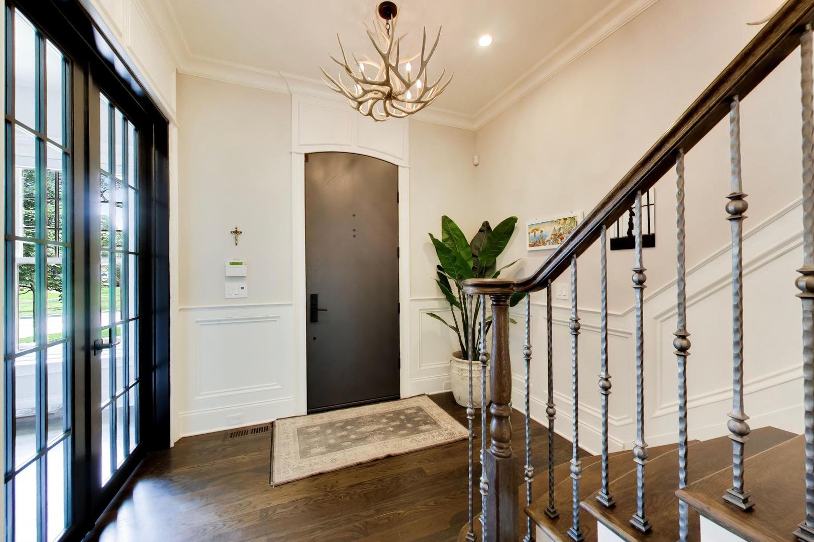 440 Sunset Drive