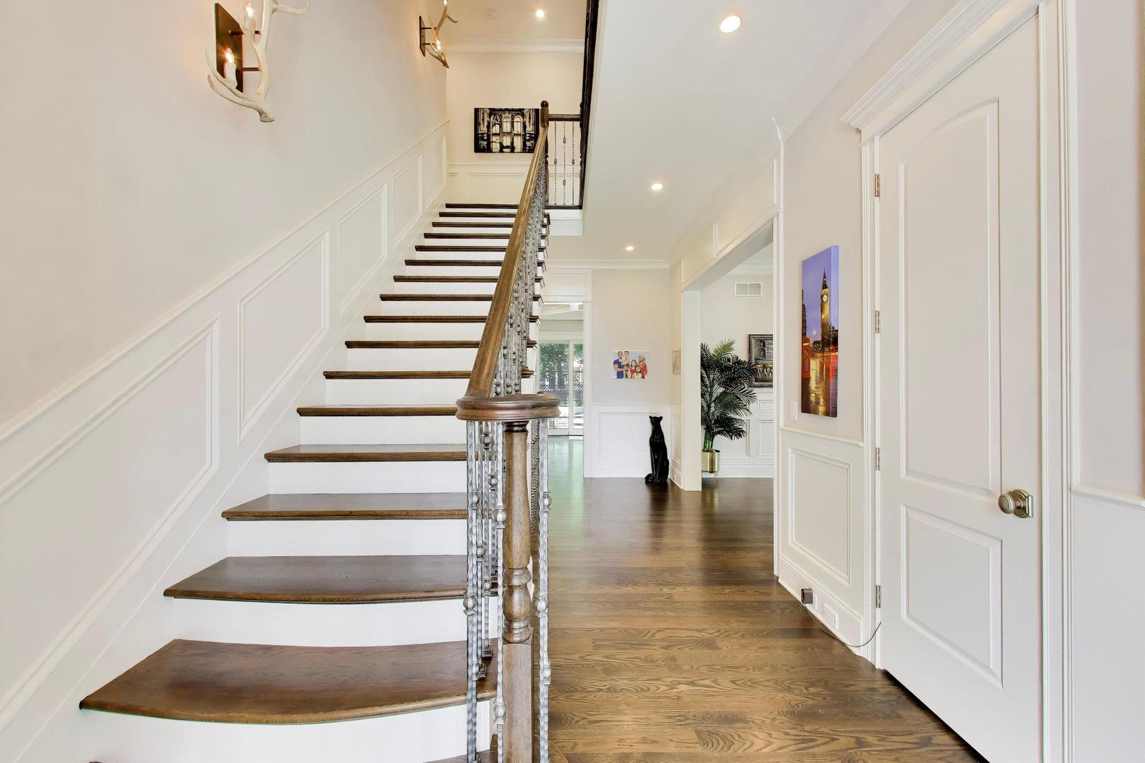 440 Sunset Drive