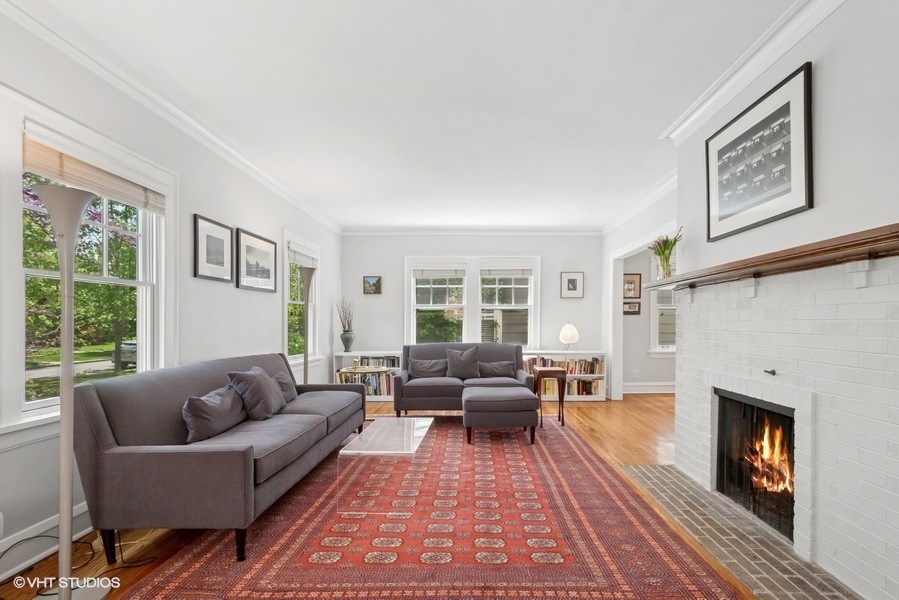 2206 Forestview Road