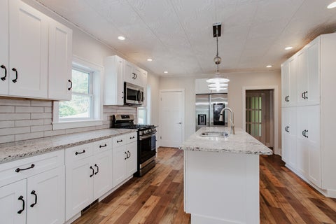 Tiny photo for 22W724 Saint Charles Road, Glen Ellyn, IL 60137 (MLS # 12700608)