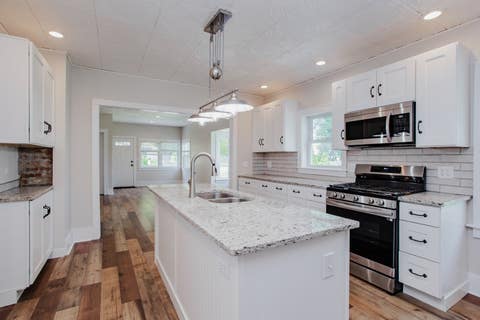 Tiny photo for 22W724 Saint Charles Road, Glen Ellyn, IL 60137 (MLS # 12700608)