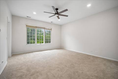 Tiny photo for 30 Beaconsfield Court, Lincolnshire, IL 60069 (MLS # 12723804)