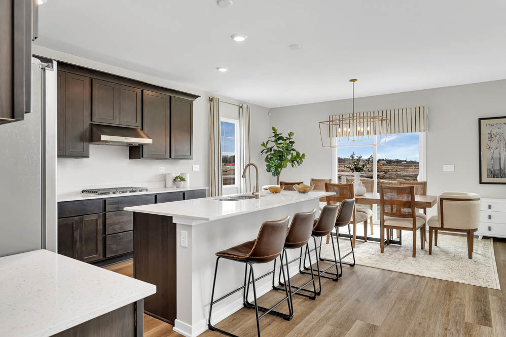 320 Astor Court