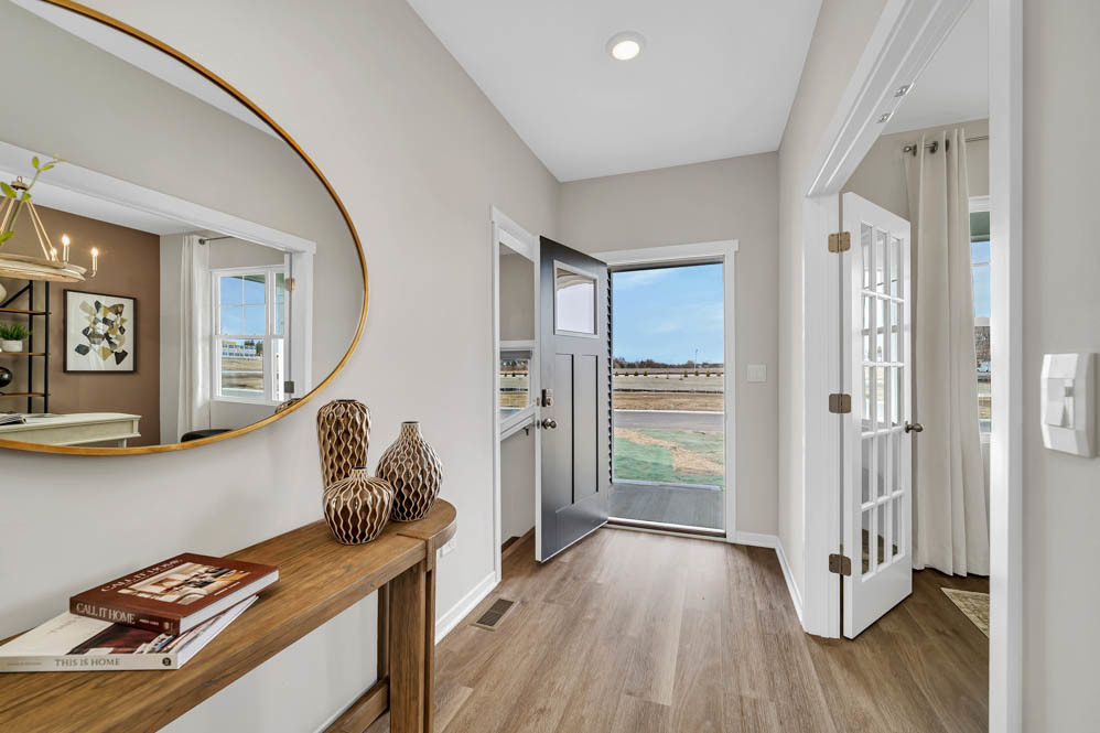 320 Astor Court
