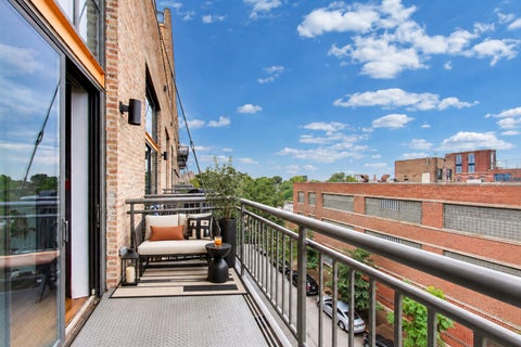 Tiny photo for 2545 S DEARBORN Street #525, Chicago, IL 60616 (MLS # 12773656)