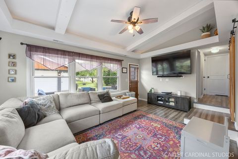 Tiny photo for 1123 Grant Street, Wheaton, IL 60189 (MLS # 12494310)