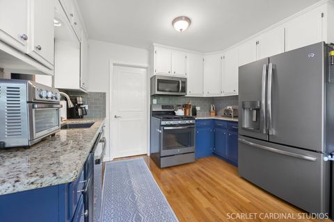 Tiny photo for 1123 Grant Street, Wheaton, IL 60189 (MLS # 12494310)