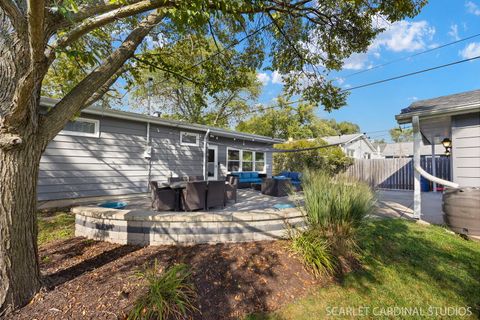 Tiny photo for 1123 Grant Street, Wheaton, IL 60189 (MLS # 12494310)