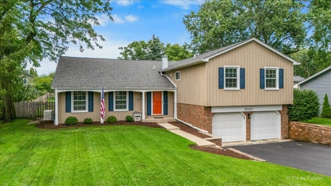Photo of 26W380 Blair Street, Winfield, IL 60190 (MLS # 12721689)